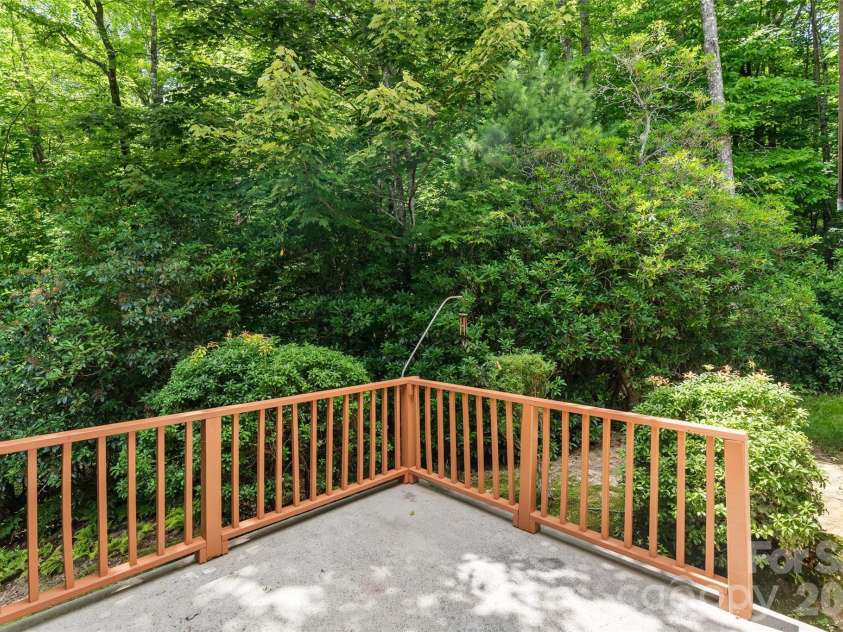 51 Duya Court, Brevard, NC 28712.  MLS# CAR4384643, YatesRealty ID 34680. 