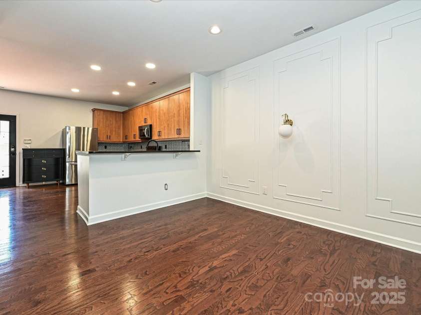 1035 Market Street, Fort Mill, SC 29708.  MLS# CAR4294533, YatesRealty ID 34682. Kitchen and Eat at Bar