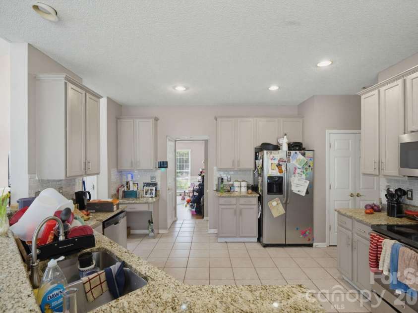 12222 Old Timber Road, Charlotte, NC 28269.  MLS# CAR4398861, YatesRealty ID 34682. 