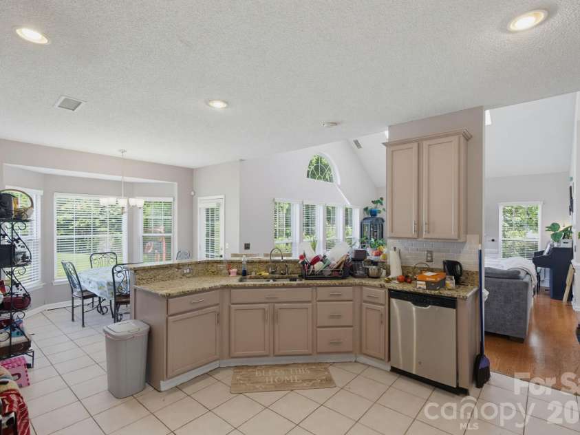 12222 Old Timber Road, Charlotte, NC 28269.  MLS# CAR4398861, YatesRealty ID 34682. 