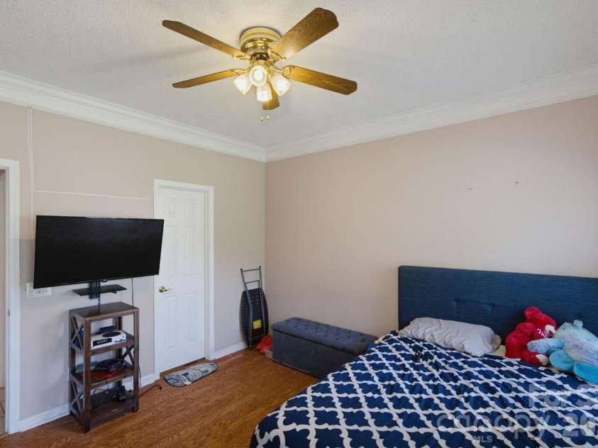 12222 Old Timber Road, Charlotte, NC 28269.  MLS# CAR4398861, YatesRealty ID 34682. 