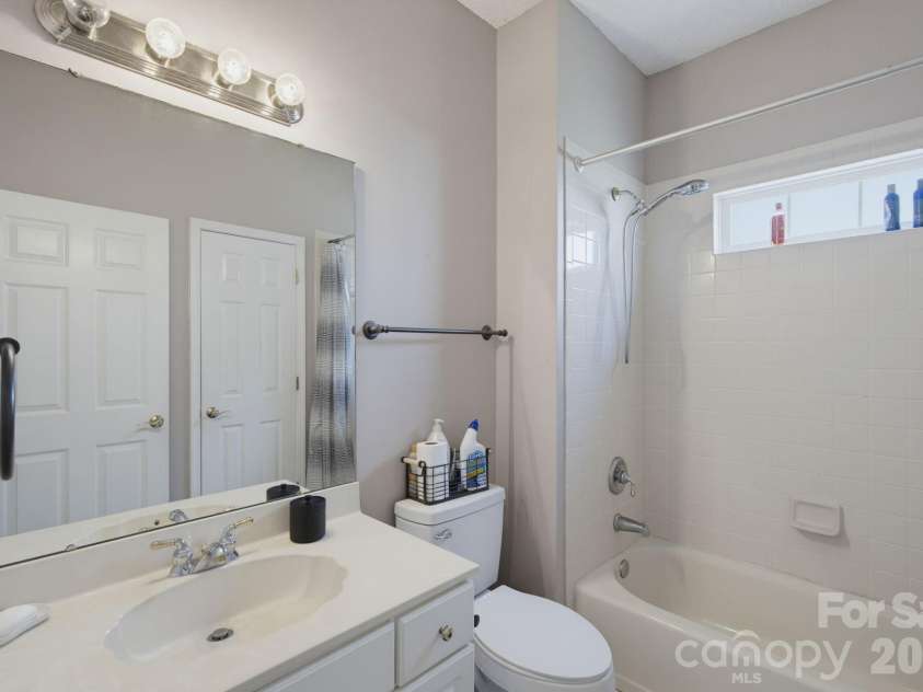12222 Old Timber Road, Charlotte, NC 28269.  MLS# CAR4398861, YatesRealty ID 34682. 
