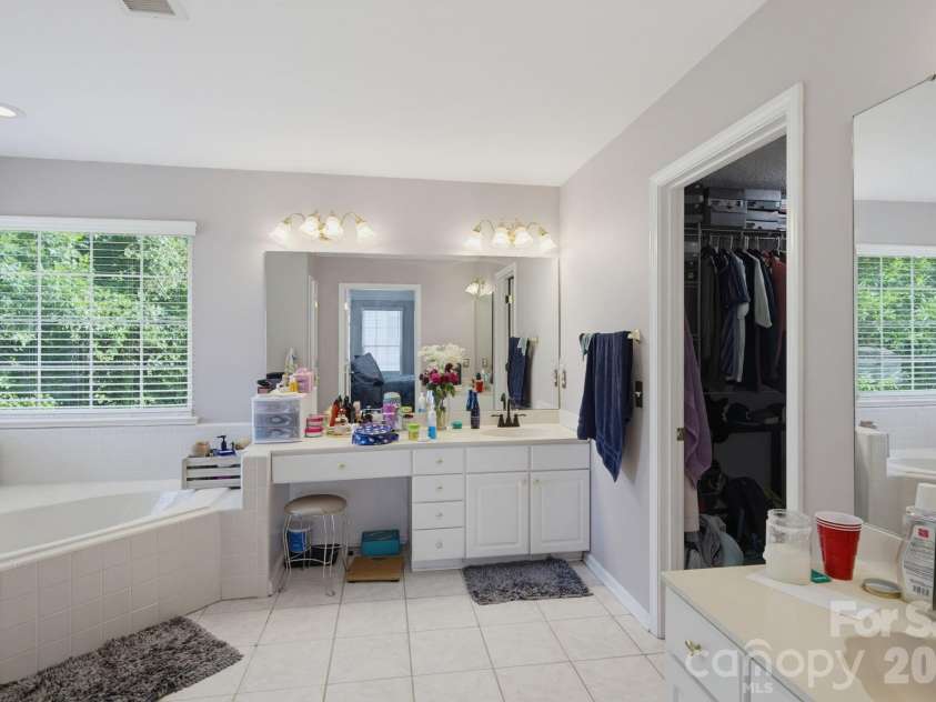 12222 Old Timber Road, Charlotte, NC 28269.  MLS# CAR4398861, YatesRealty ID 34682. 