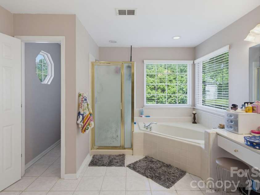 12222 Old Timber Road, Charlotte, NC 28269.  MLS# CAR4398861, YatesRealty ID 34682. 