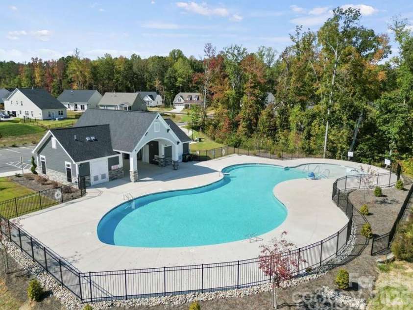 6327 Ludell Lane, Charlotte, NC 28215.  MLS# CAR4399992, YatesRealty ID 34683. Amenity Coming Soon