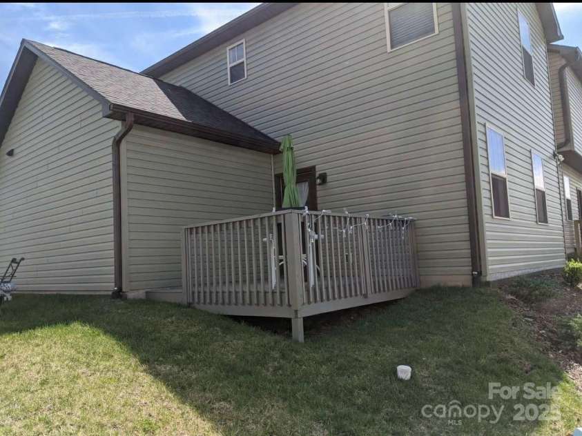 771 Cardwell Lane, Fletcher, NC 28732.  MLS# CAR4296934, YatesRealty ID 34683. 