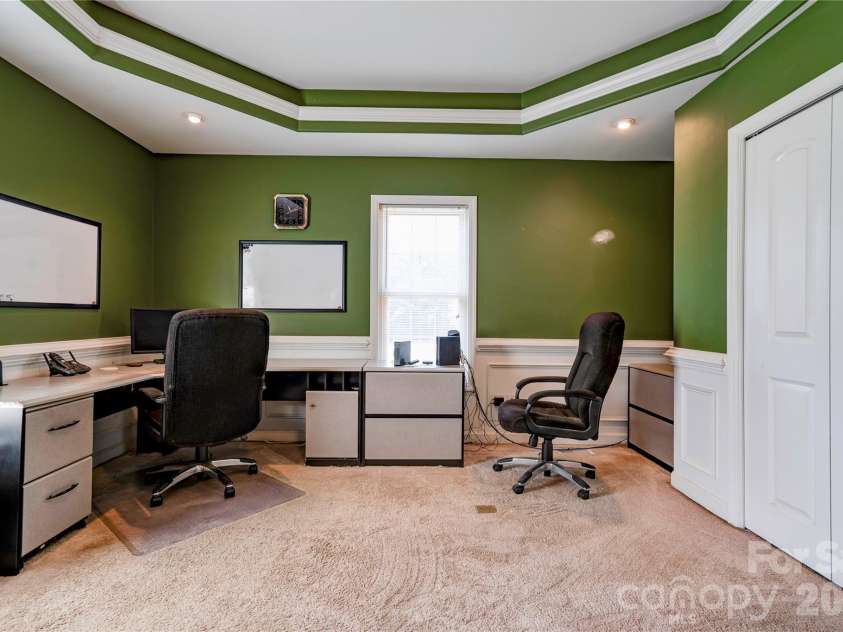 101 Northeastern Drive, Shelby, NC 28152.  MLS# CAR4399615, YatesRealty ID 34684. 