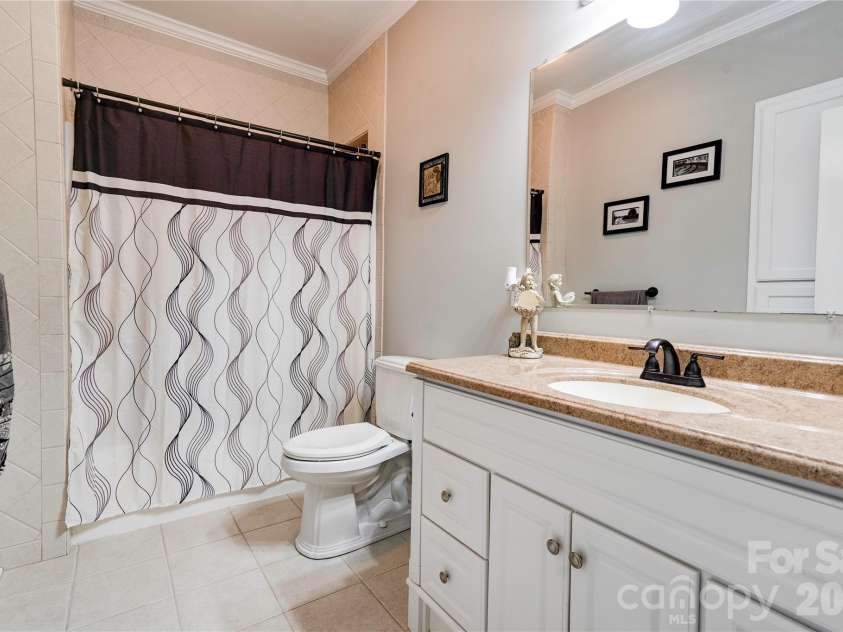 101 Northeastern Drive, Shelby, NC 28152.  MLS# CAR4399615, YatesRealty ID 34684. 
