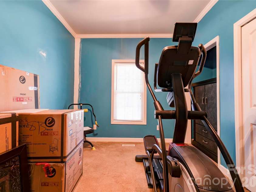 101 Northeastern Drive, Shelby, NC 28152.  MLS# CAR4399615, YatesRealty ID 34684. 