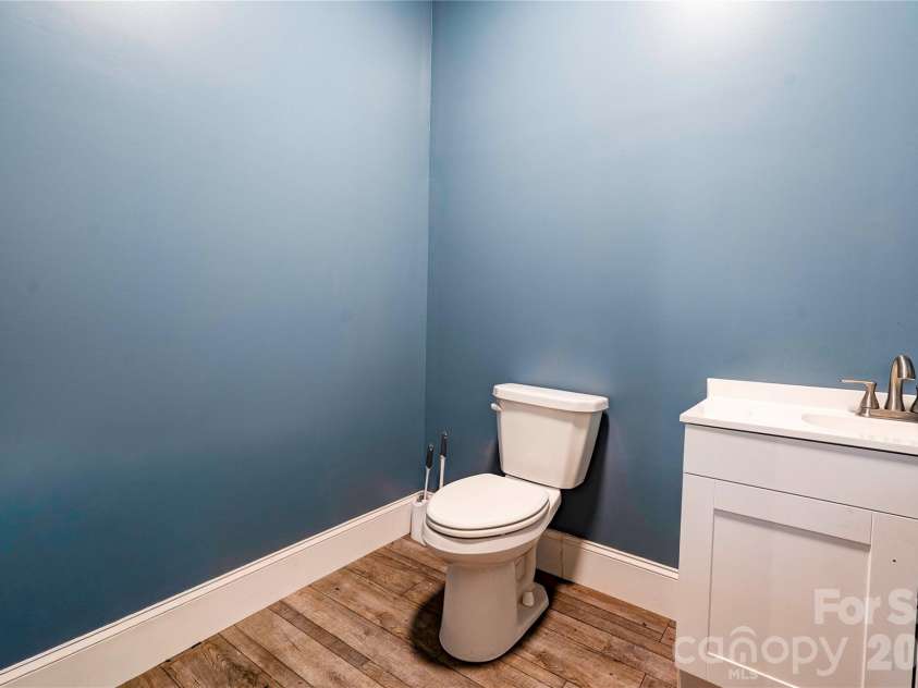 101 Northeastern Drive, Shelby, NC 28152.  MLS# CAR4399615, YatesRealty ID 34684. 