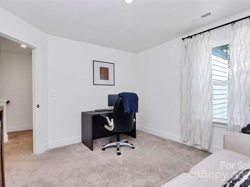733 McArthur Avenue, Charlotte, NC 28206.  MLS# CAR4296923, YatesRealty ID 34684. Bedroom #3