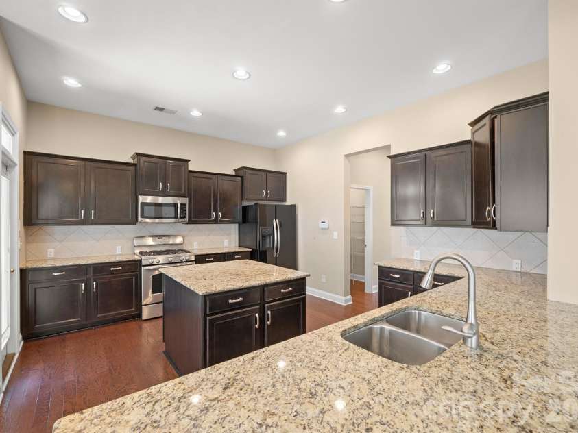 331 Montibello Drive, Mooresville, NC 28117.  MLS# CAR4399989, YatesRealty ID 34688. 
