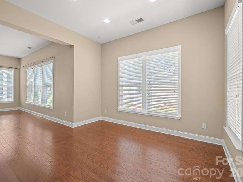 331 Montibello Drive, Mooresville, NC 28117.  MLS# CAR4399989, YatesRealty ID 34688. 
