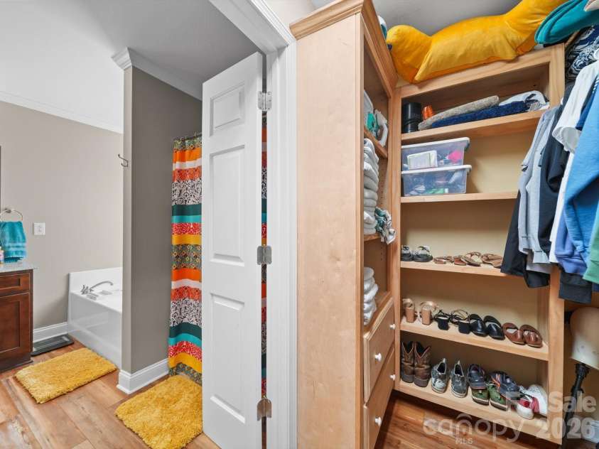24794 NC 24/27 Highway, Albemarle, NC 28001.  MLS# CAR4398147, YatesRealty ID 34689. Primary Closet