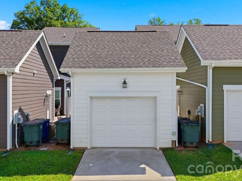 1805 Edgewater Drive, Conover, NC 28613.  MLS# CAR4386183, YatesRealty ID 3469. 