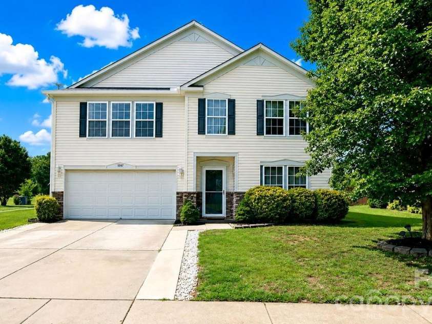 5597 Hammermill Drive, Harrisburg, NC 28075.  MLS# CAR4399567, YatesRealty ID 34691. 