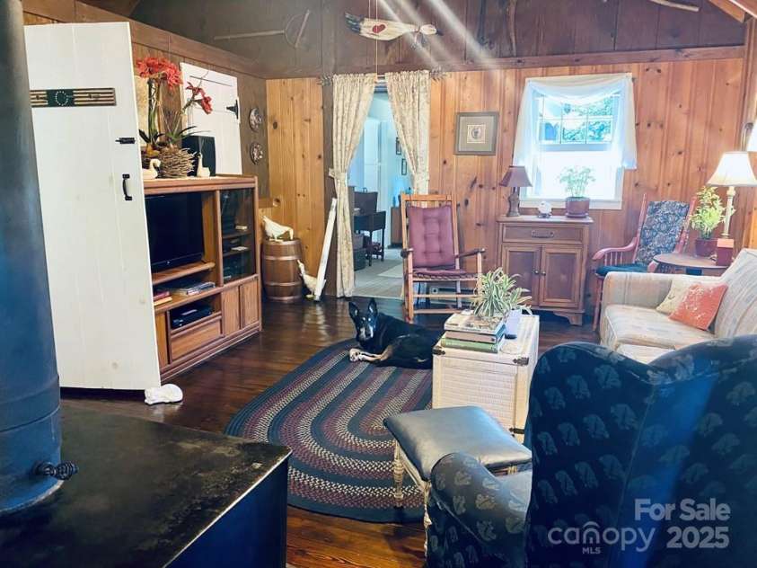 100 Crosspatch Drive, Bryson City, NC 28713.  MLS# CAR4287649, YatesRealty ID 34692. 