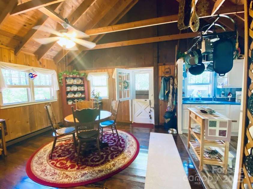 100 Crosspatch Drive, Bryson City, NC 28713.  MLS# CAR4287649, YatesRealty ID 34692. 