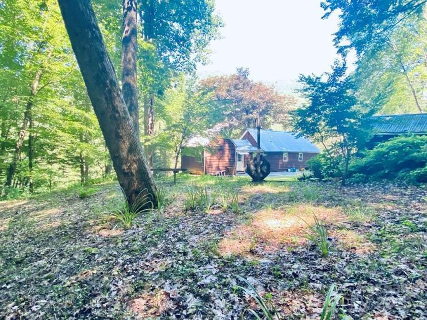 100 Crosspatch Drive, Bryson City, NC 28713.  MLS# CAR4287649, YatesRealty ID 34692. 