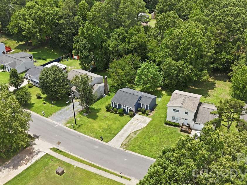 3719 Piney Grove Road, Charlotte, NC 28212.  MLS# CAR4398920, YatesRealty ID 34692. 