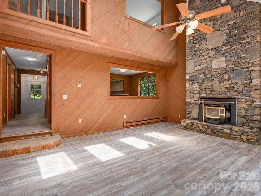 25 Little Creek Lane, Maggie Valley, NC 28751.  MLS# CAR4400072, YatesRealty ID 34693. 