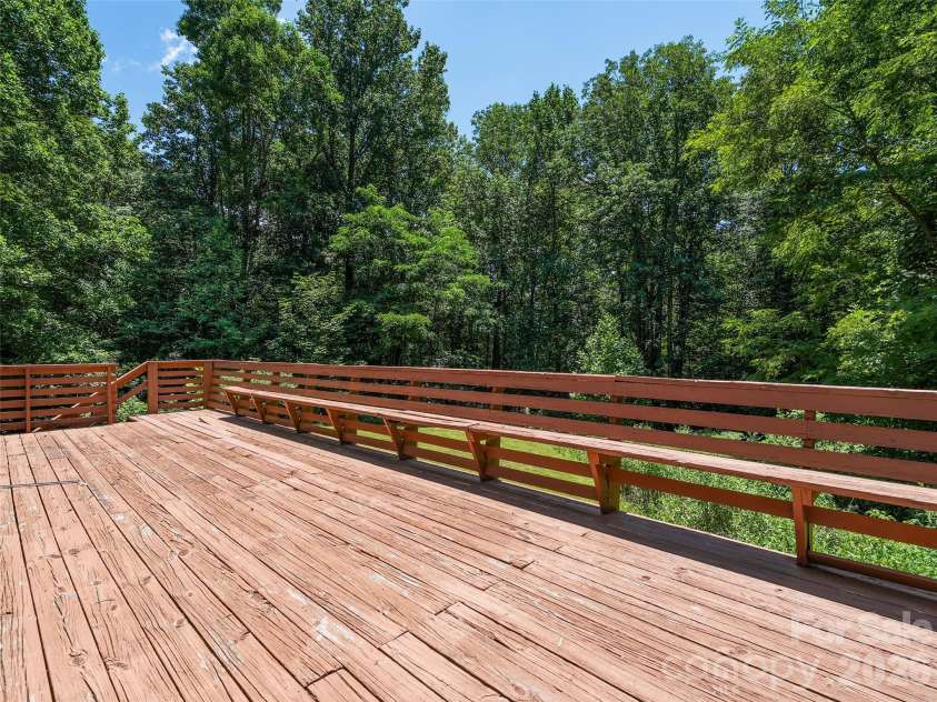 25 Little Creek Lane, Maggie Valley, NC 28751.  MLS# CAR4400072, YatesRealty ID 34693. 