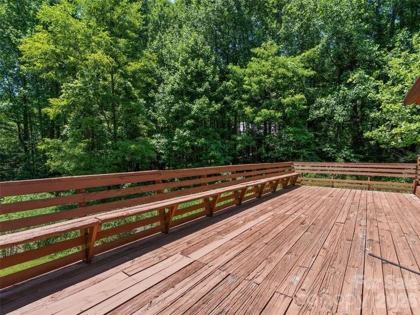 25 Little Creek Lane, Maggie Valley, NC 28751.  MLS# CAR4400072, YatesRealty ID 34693. 