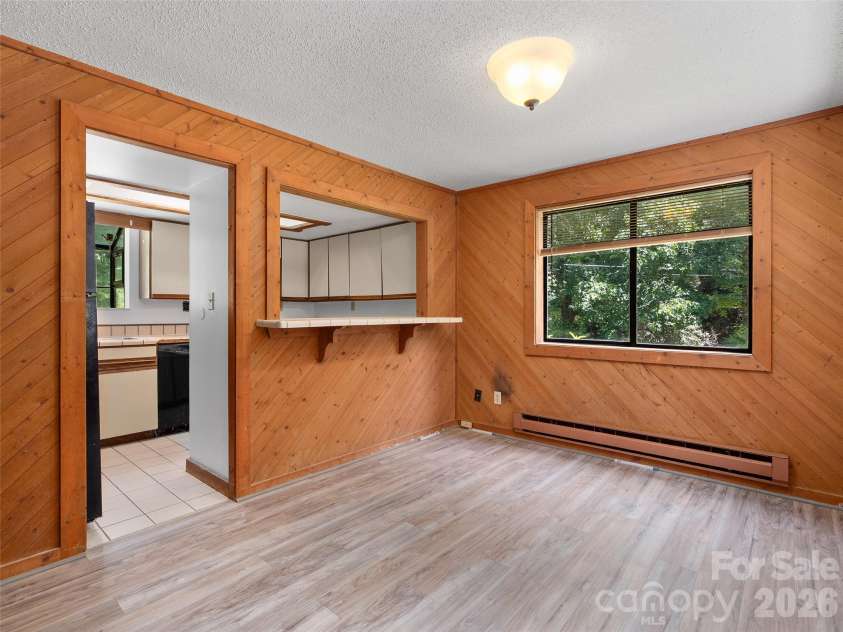 25 Little Creek Lane, Maggie Valley, NC 28751.  MLS# CAR4400072, YatesRealty ID 34693. 