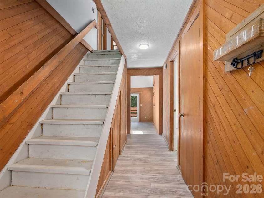 25 Little Creek Lane, Maggie Valley, NC 28751.  MLS# CAR4400072, YatesRealty ID 34693. 