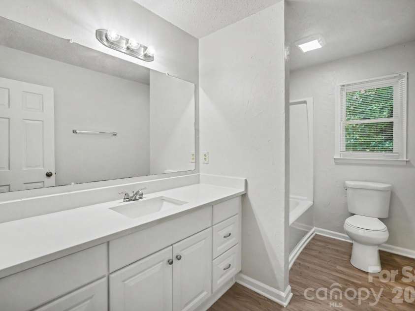 304 Julia Drive, Lincolnton, NC 28092.  MLS# CAR4399775, YatesRealty ID 34694. 
