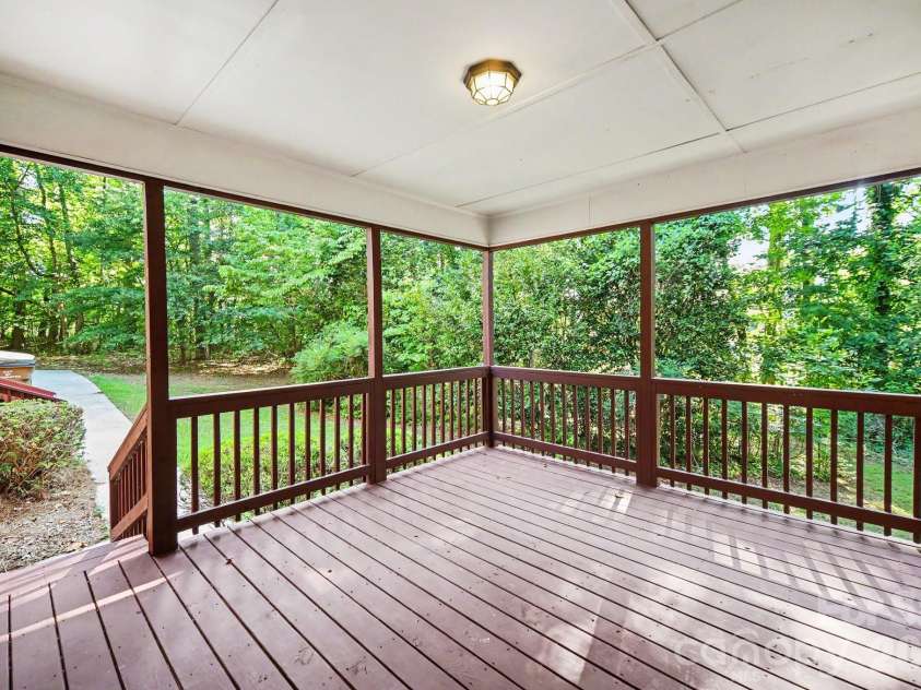 304 Julia Drive, Lincolnton, NC 28092.  MLS# CAR4399775, YatesRealty ID 34694. 