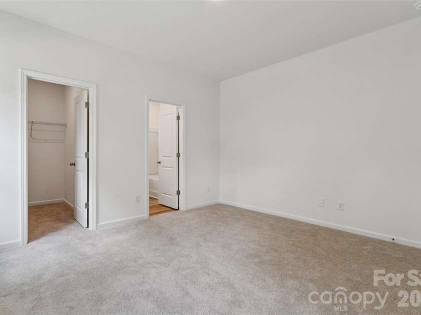 223 11th Street, Salisbury, NC 28144.  MLS# CAR4399876, YatesRealty ID 34695. 