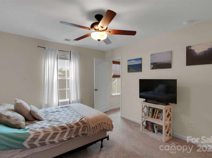 417 Brier Knob Drive, Fort Mill, SC 29715.  MLS# CAR4261100, YatesRealty ID 34695. 