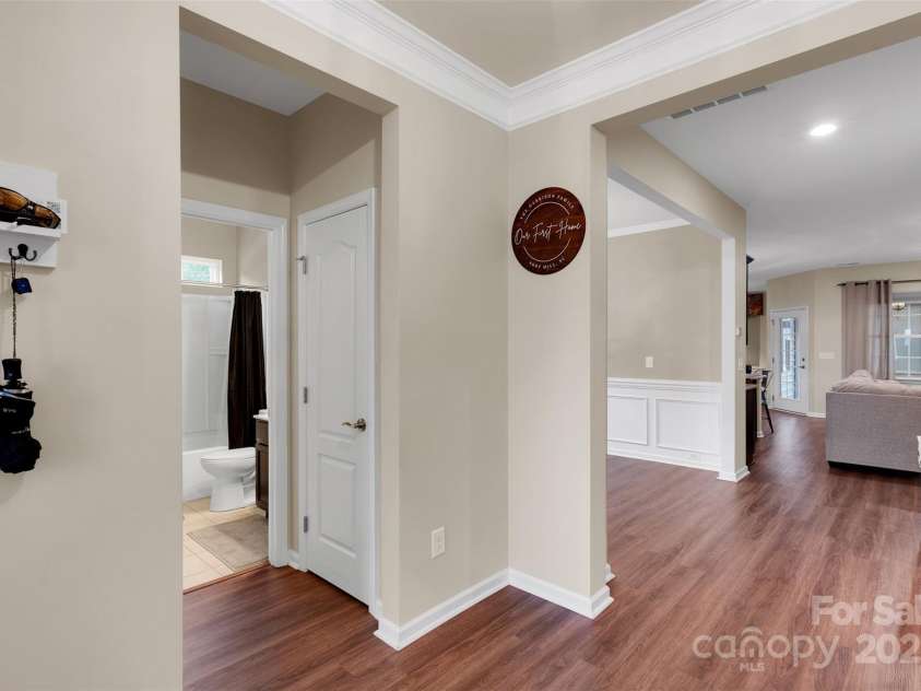 417 Brier Knob Drive, Fort Mill, SC 29715.  MLS# CAR4261100, YatesRealty ID 34695. 