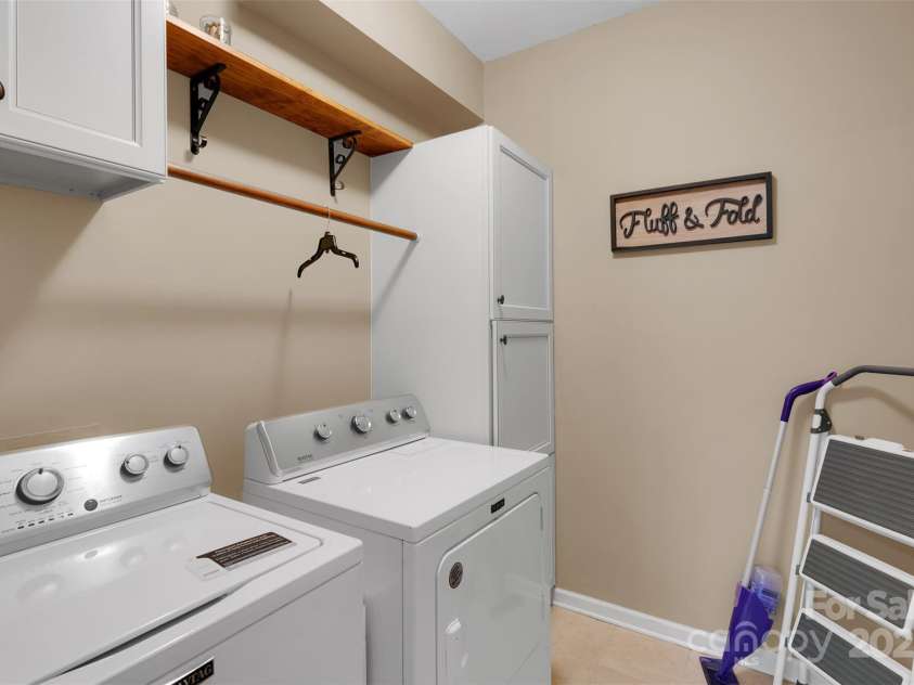 417 Brier Knob Drive, Fort Mill, SC 29715.  MLS# CAR4261100, YatesRealty ID 34695. 