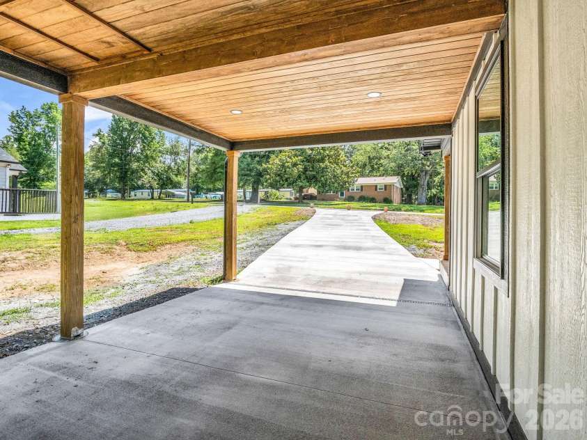 314 Maryland Drive, Forest City, NC 28043.  MLS# CAR4399377, YatesRealty ID 34696. 