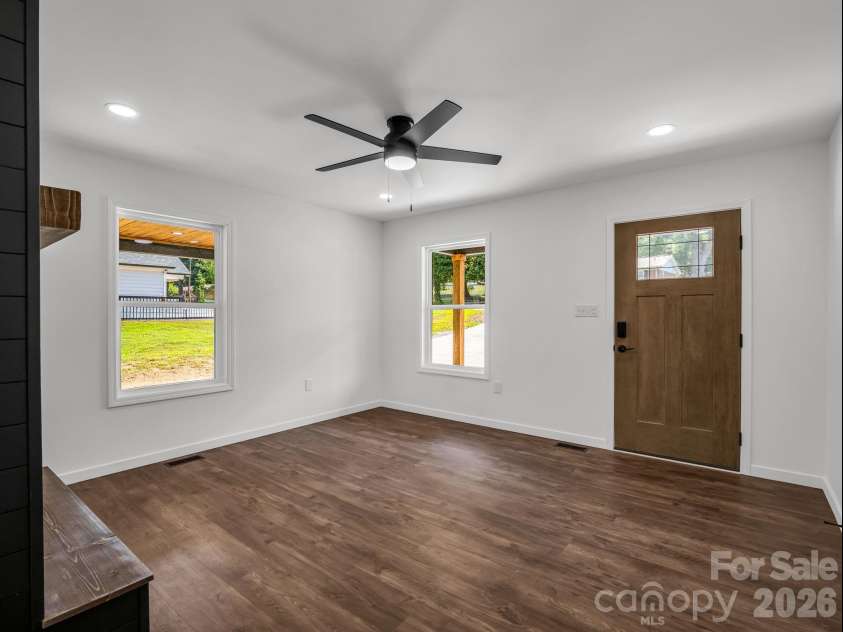 314 Maryland Drive, Forest City, NC 28043.  MLS# CAR4399377, YatesRealty ID 34696. 