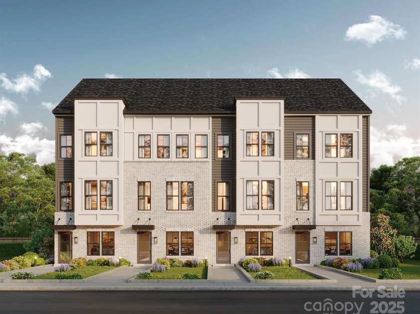 5018 Greyton Alley, Charlotte, NC 28217.  MLS# CAR4296803, YatesRealty ID 34697. 