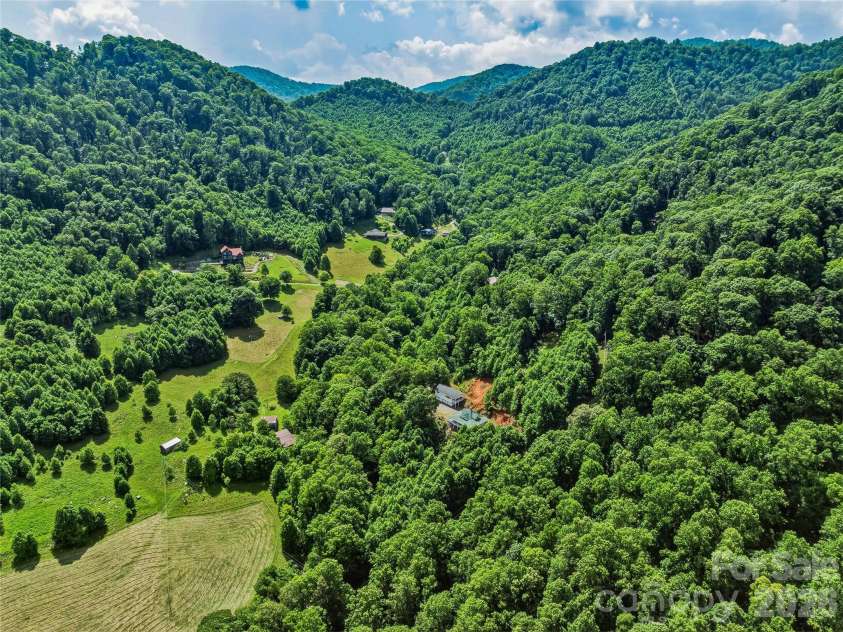 1856 Lickskillet Road, Burnsville, NC 28714.  MLS# CAR4396604, YatesRealty ID 34698. 