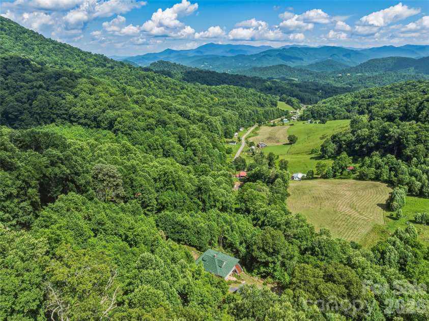 1856 Lickskillet Road, Burnsville, NC 28714.  MLS# CAR4396604, YatesRealty ID 34698. 