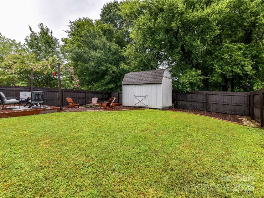 355 Pulaski Drive, Concord, NC 28027.  MLS# CAR4287941, YatesRealty ID 34699. 