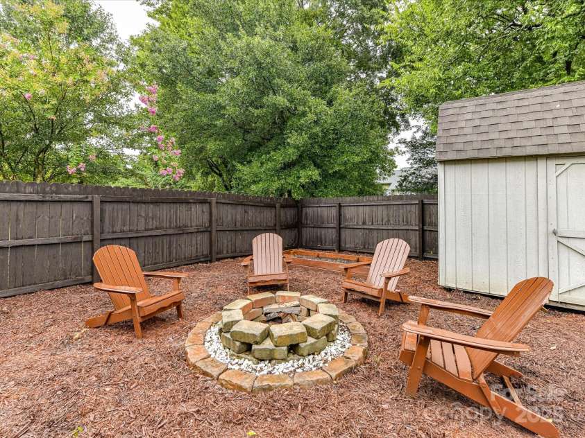 355 Pulaski Drive, Concord, NC 28027.  MLS# CAR4287941, YatesRealty ID 34699. 