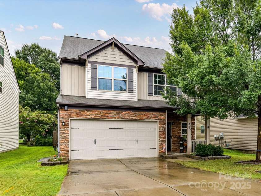 355 Pulaski Drive, Concord, NC 28027.  MLS# CAR4287941, YatesRealty ID 34699. Welcome Home!