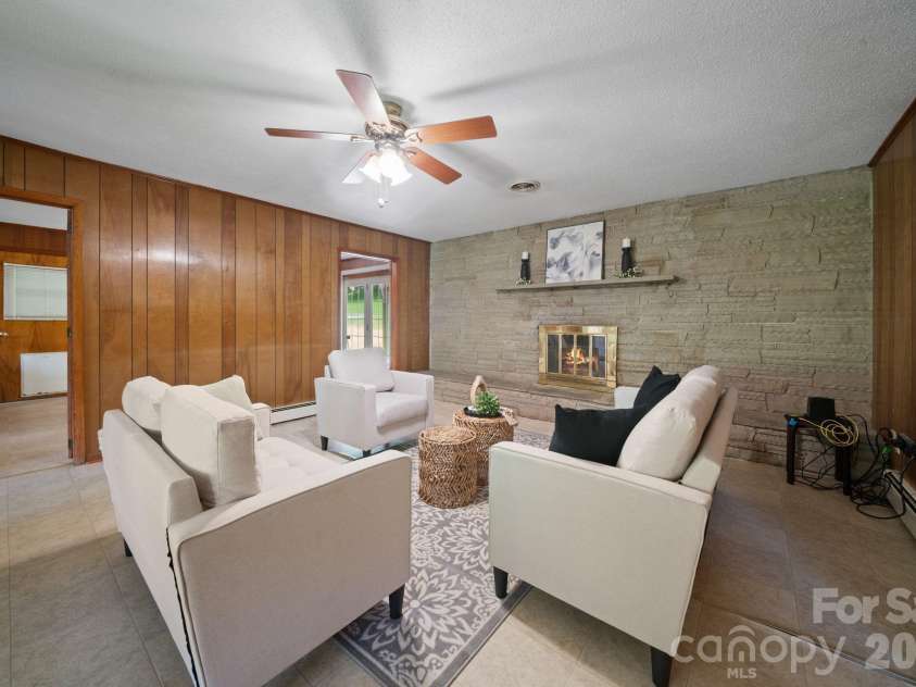 528 Baccus Siding Road, Green Mountain, NC 28740.  MLS# CAR4398758, YatesRealty ID 34699. 