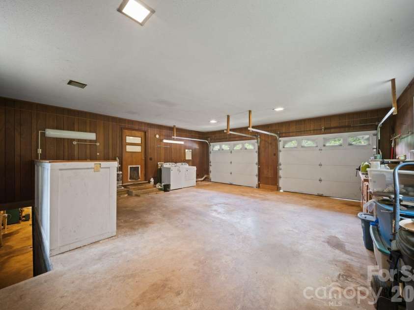 528 Baccus Siding Road, Green Mountain, NC 28740.  MLS# CAR4398758, YatesRealty ID 34699. 
