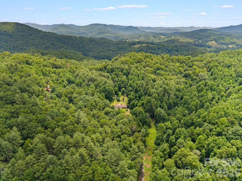 528 Baccus Siding Road, Green Mountain, NC 28740.  MLS# CAR4398758, YatesRealty ID 34699. 