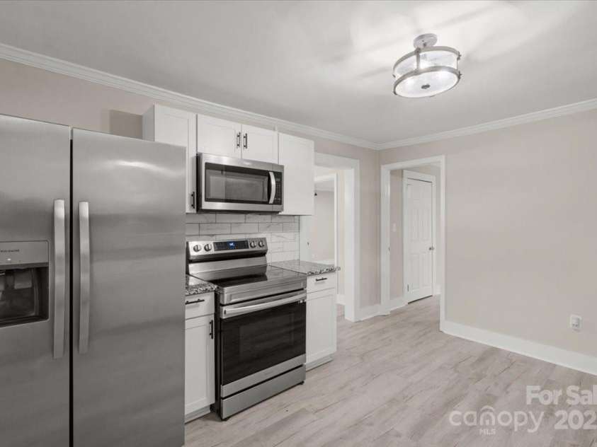 4421 Gum Street, Charlotte, NC 28208.  MLS# CAR4210808, YatesRealty ID 347. 