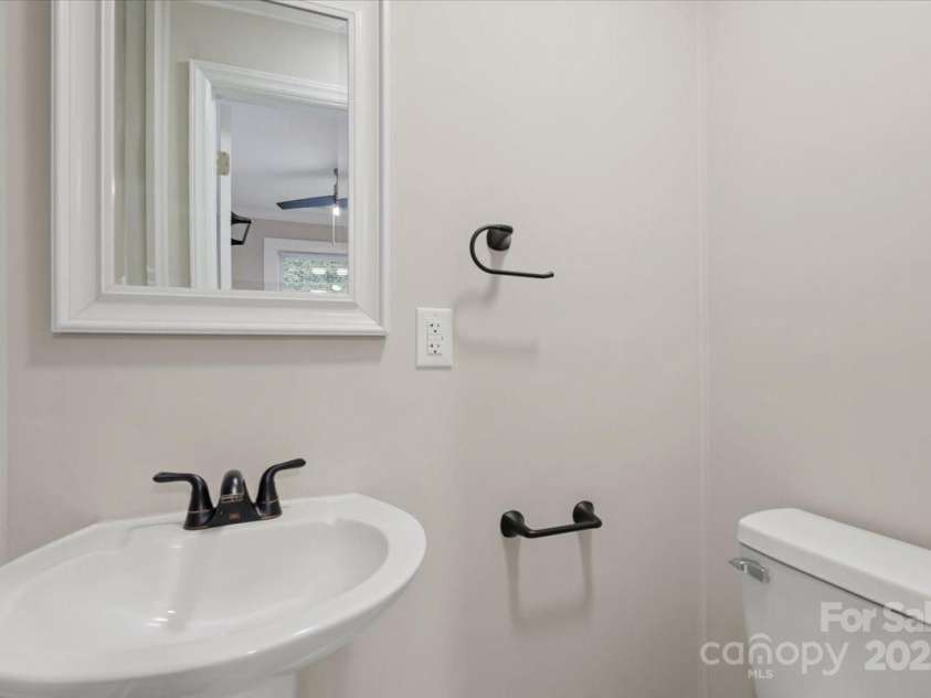4421 Gum Street, Charlotte, NC 28208.  MLS# CAR4210808, YatesRealty ID 347. 