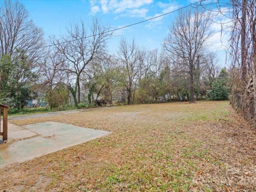 4421 Gum Street, Charlotte, NC 28208.  MLS# CAR4210808, YatesRealty ID 347. 