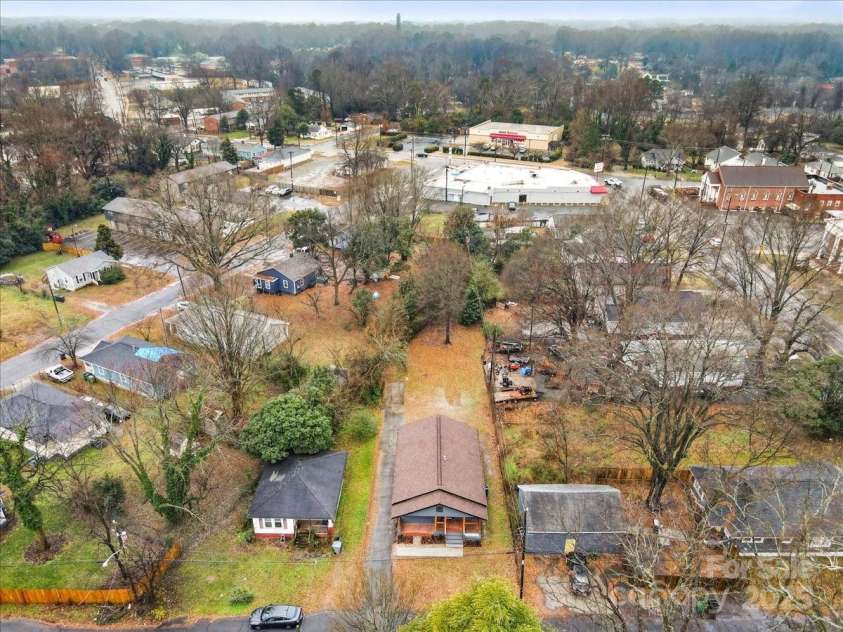 4421 Gum Street, Charlotte, NC 28208.  MLS# CAR4210808, YatesRealty ID 347. 